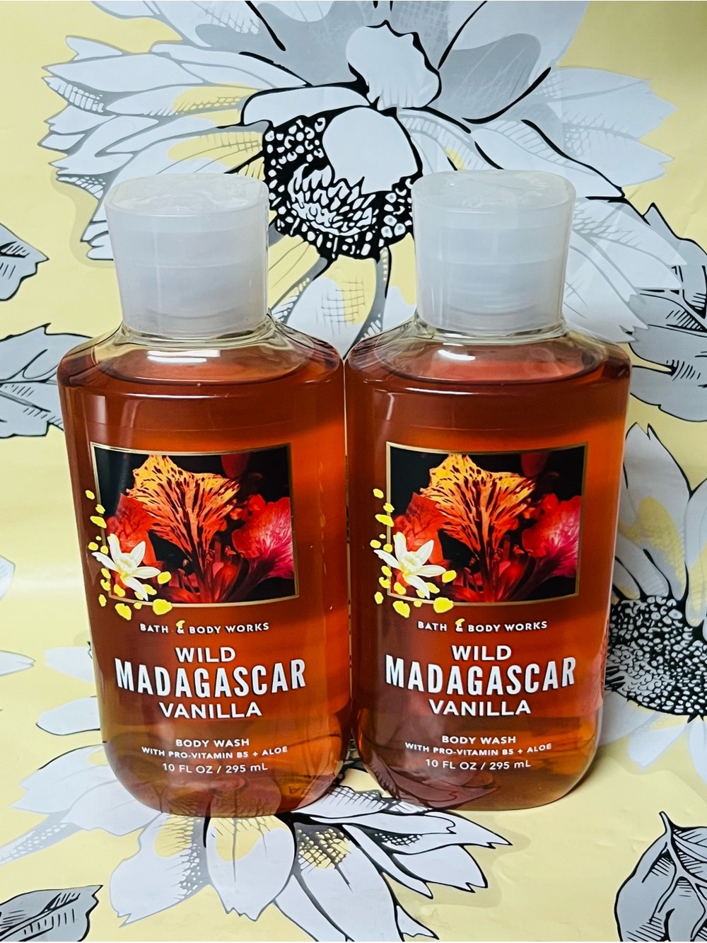 QTY 2 Bath & Body Works WILD MADAGASCAR VANILLA Face Body Wash Shower Gel 10oz
